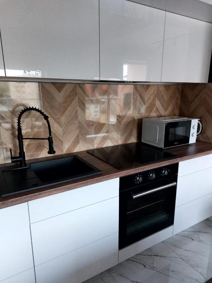 Katerina - Mona Luxury Apartments Лемборк Экстерьер фото