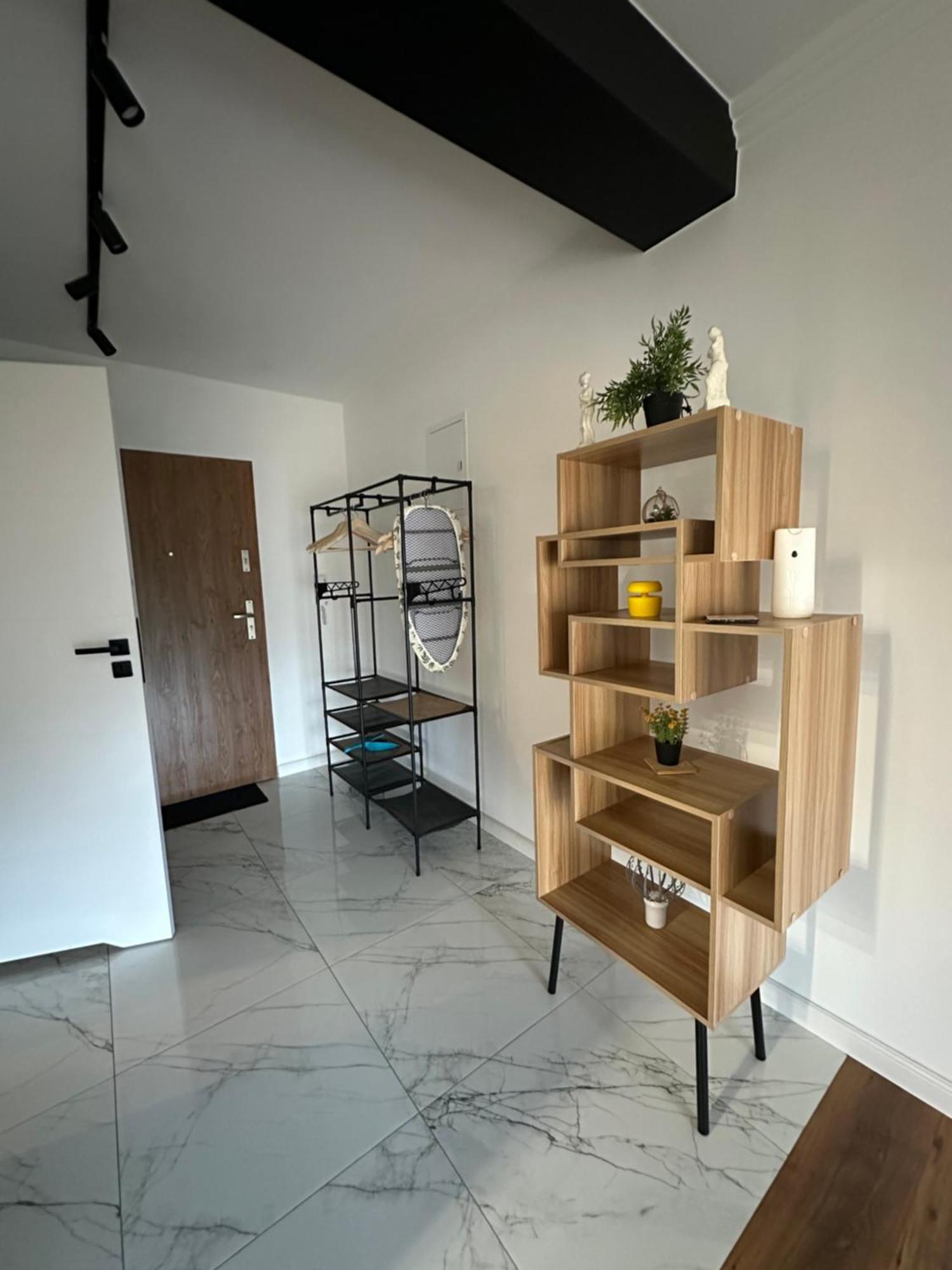 Katerina - Mona Luxury Apartments Лемборк Экстерьер фото